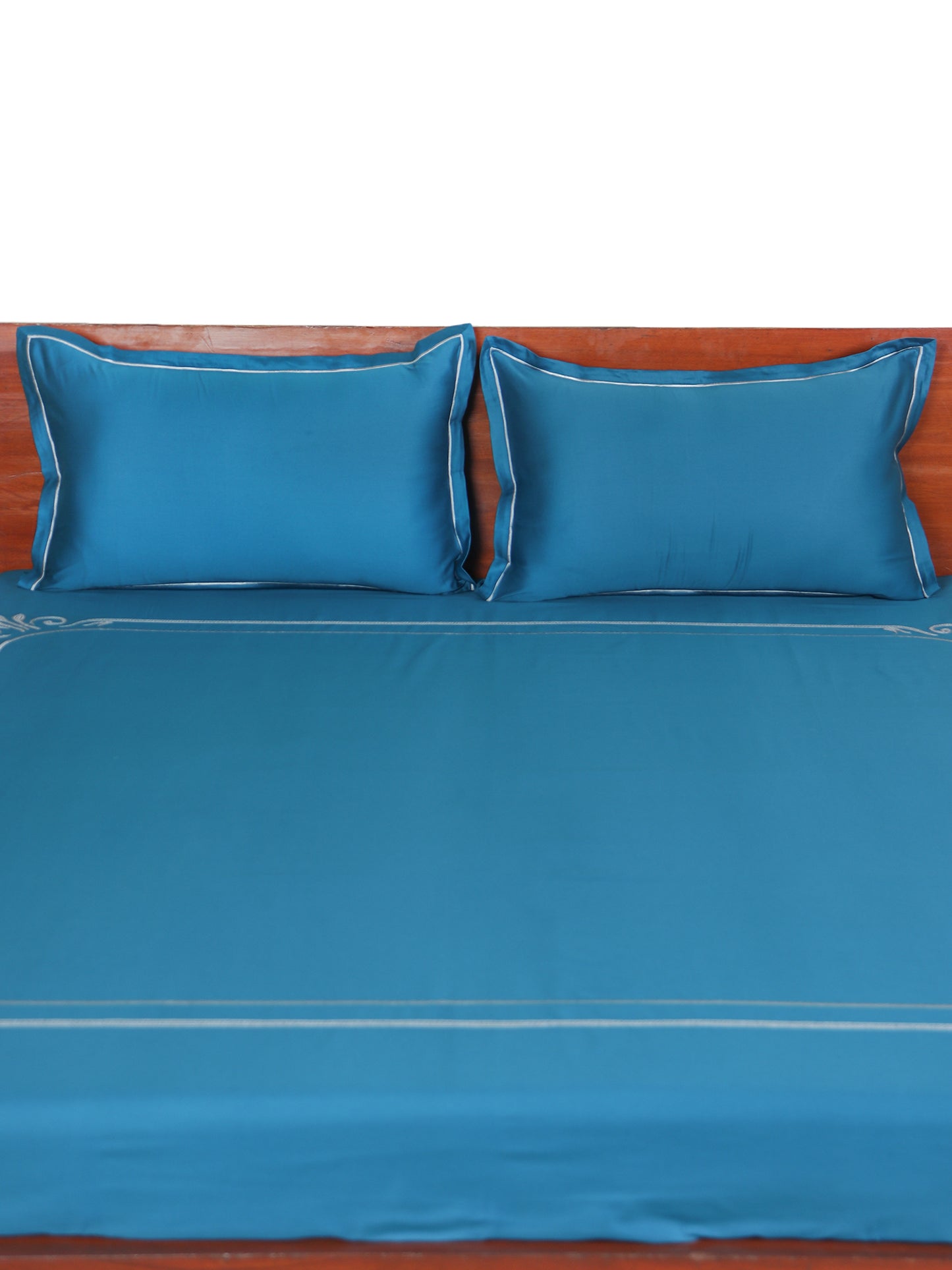 teal blue colored embroidered soft bedsheet with 2 matching pillow covers made from 100% pure cotton for king size double bed in 400 thread count fabric