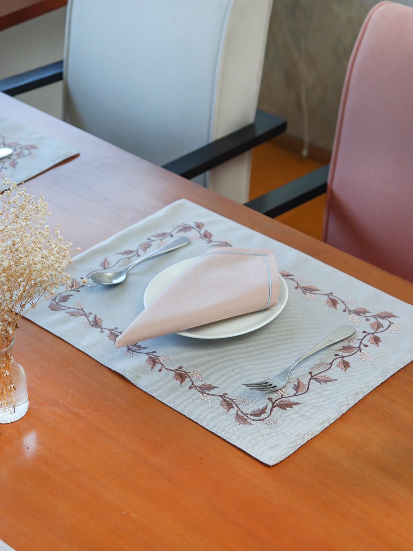 Embroidered Placemat/Tablemats and Napkins Set Polycanvas - Beige Set of 6 Mats 13x19 in & 6 Napkins 16x16in (33x48 cms, 40x40 cms)