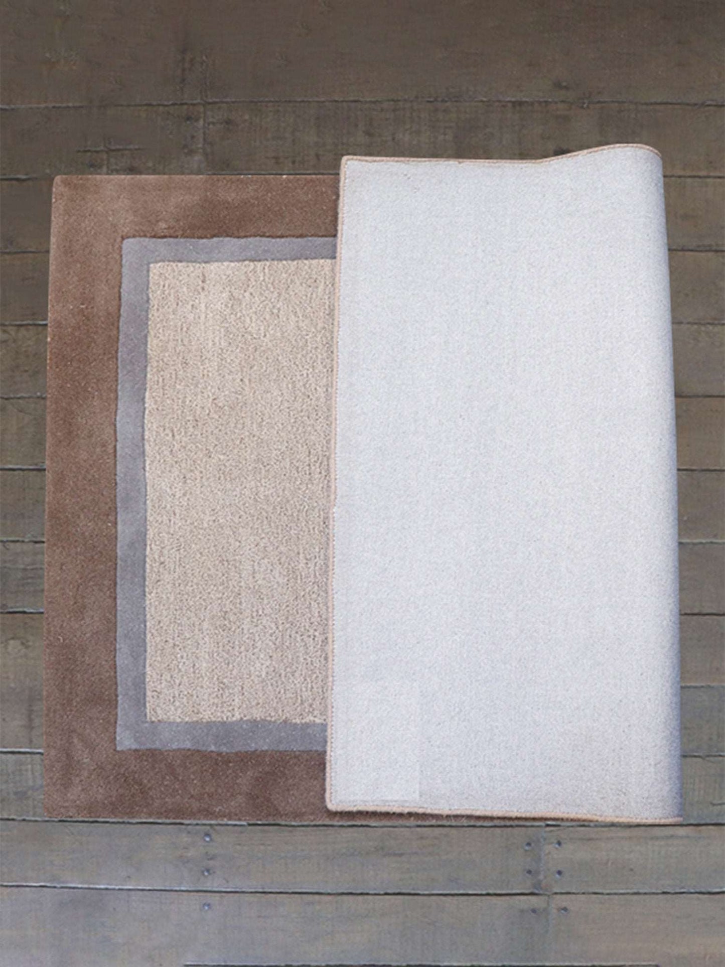 Carpet Hand Tufted 100% Woollen Beige And Brown And Grey Border - 4ft X 6ft