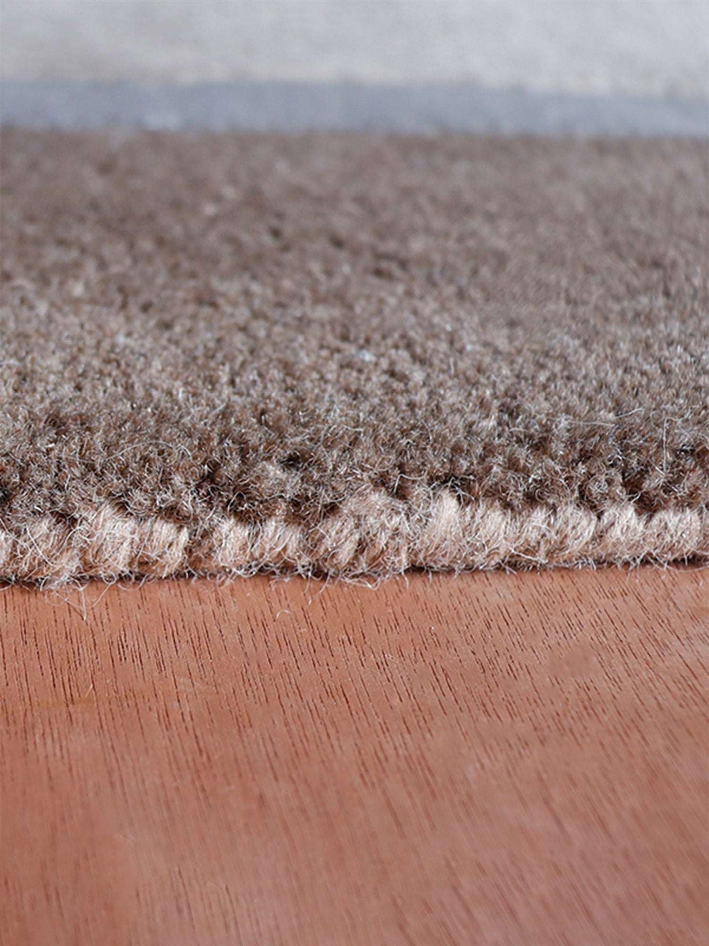 Carpet Hand Tufted 100% Woollen Beige And Brown And Grey Border - 4ft X 6ft