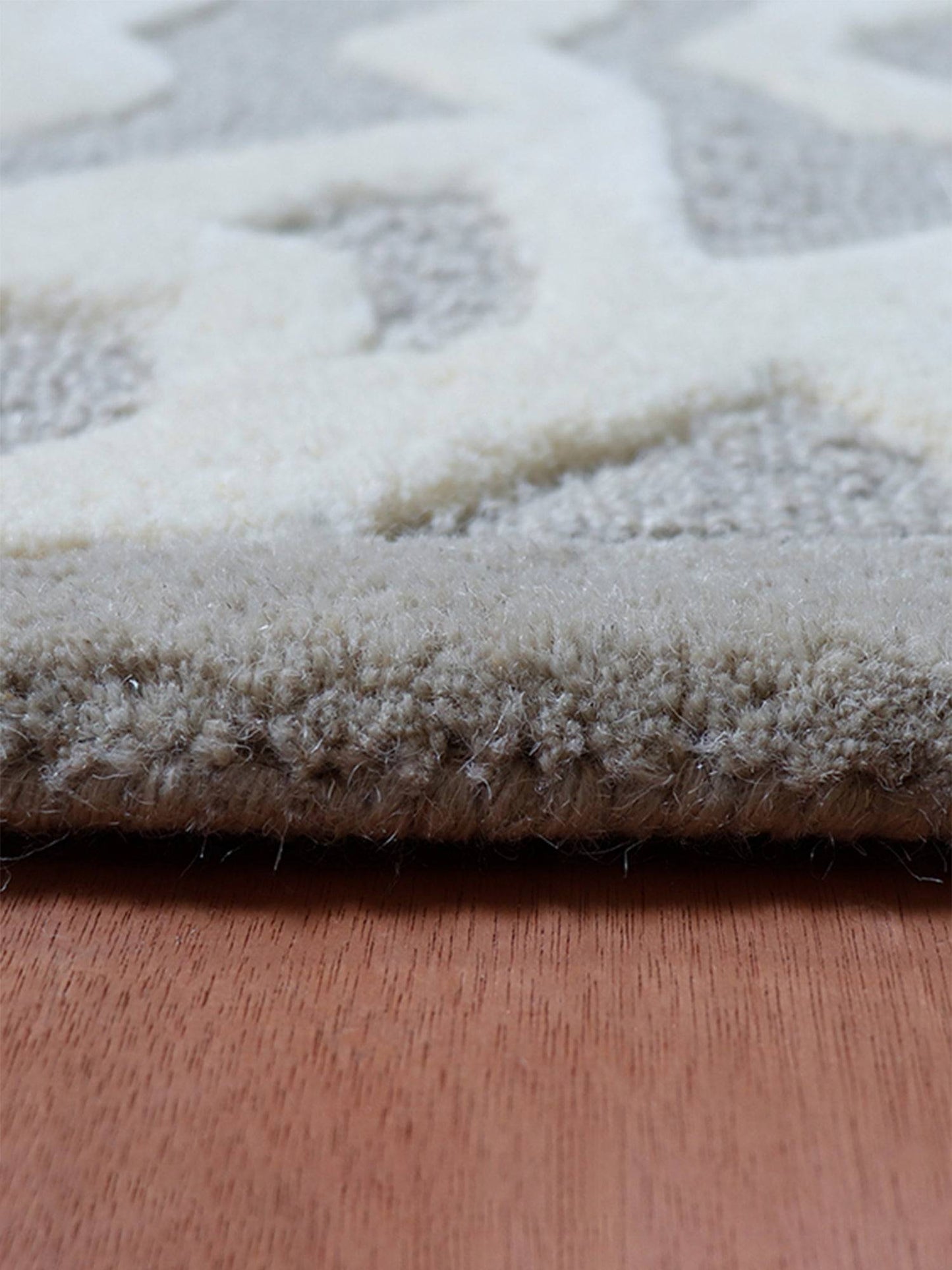 Carpet Hand Tufted 100% Woollen Mushroom And Offwhite Trellis - 4ft X 6ft