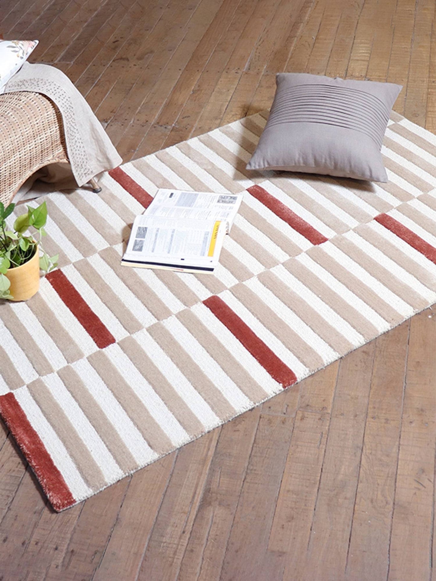 Carpet Hand Tufted 100% Woollen Geometric Lines Offwhite, Mushroom And Terra - 4ft X 6ft