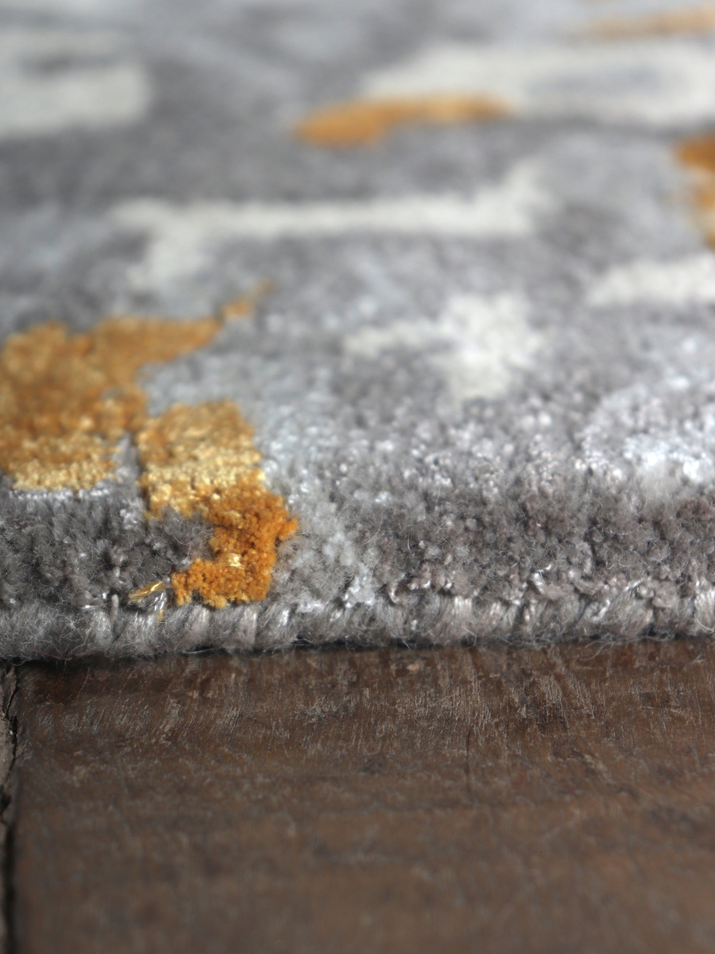 Carpet Hand Tufted 100% Woolen Rustic Shield Multi - 4 X 6 Feet