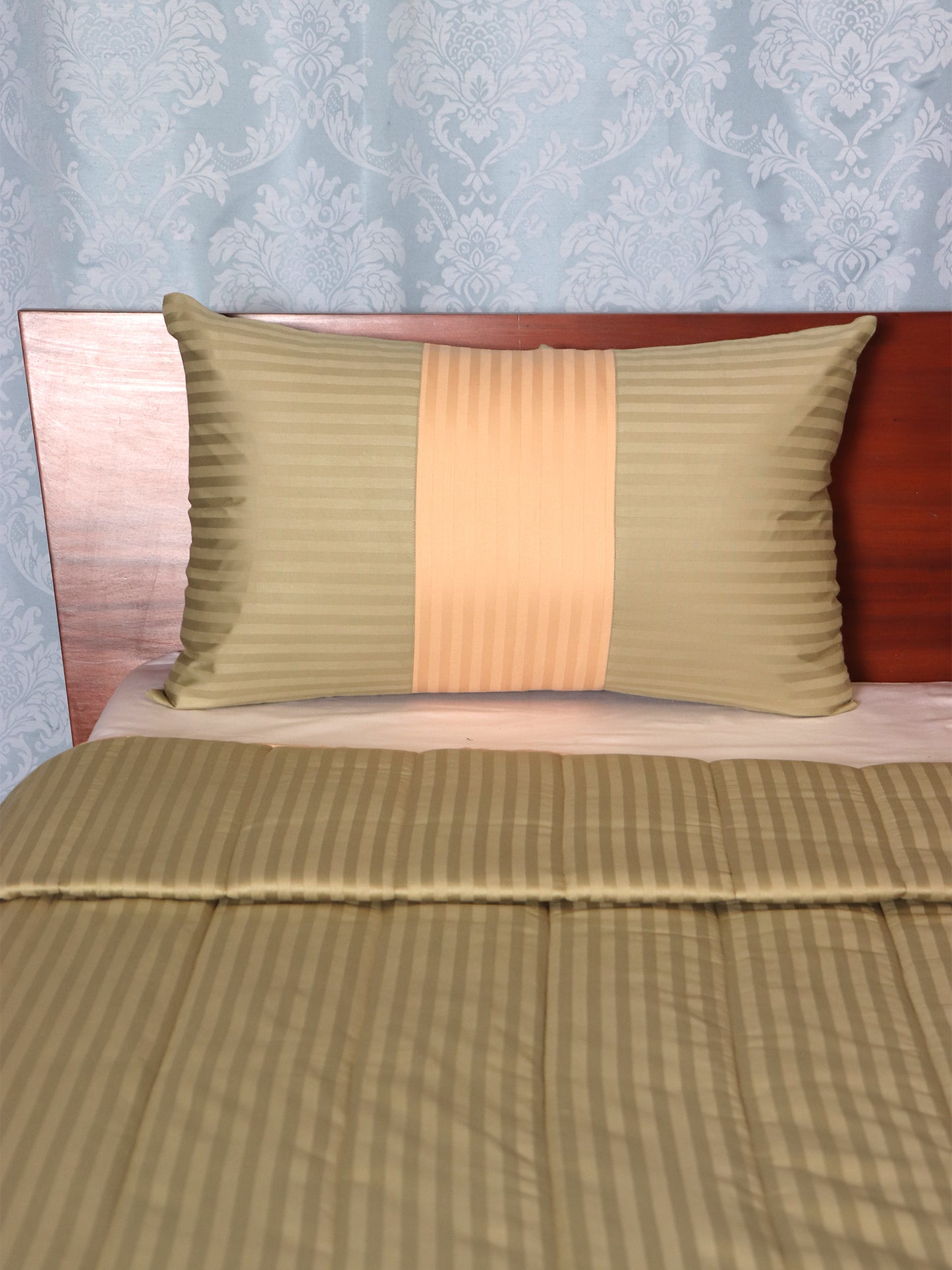 Sage Green colored Striped bed quilt /comforter with 2 matching pillow covers made from polyester front and cotton backed quilt for king size double bed