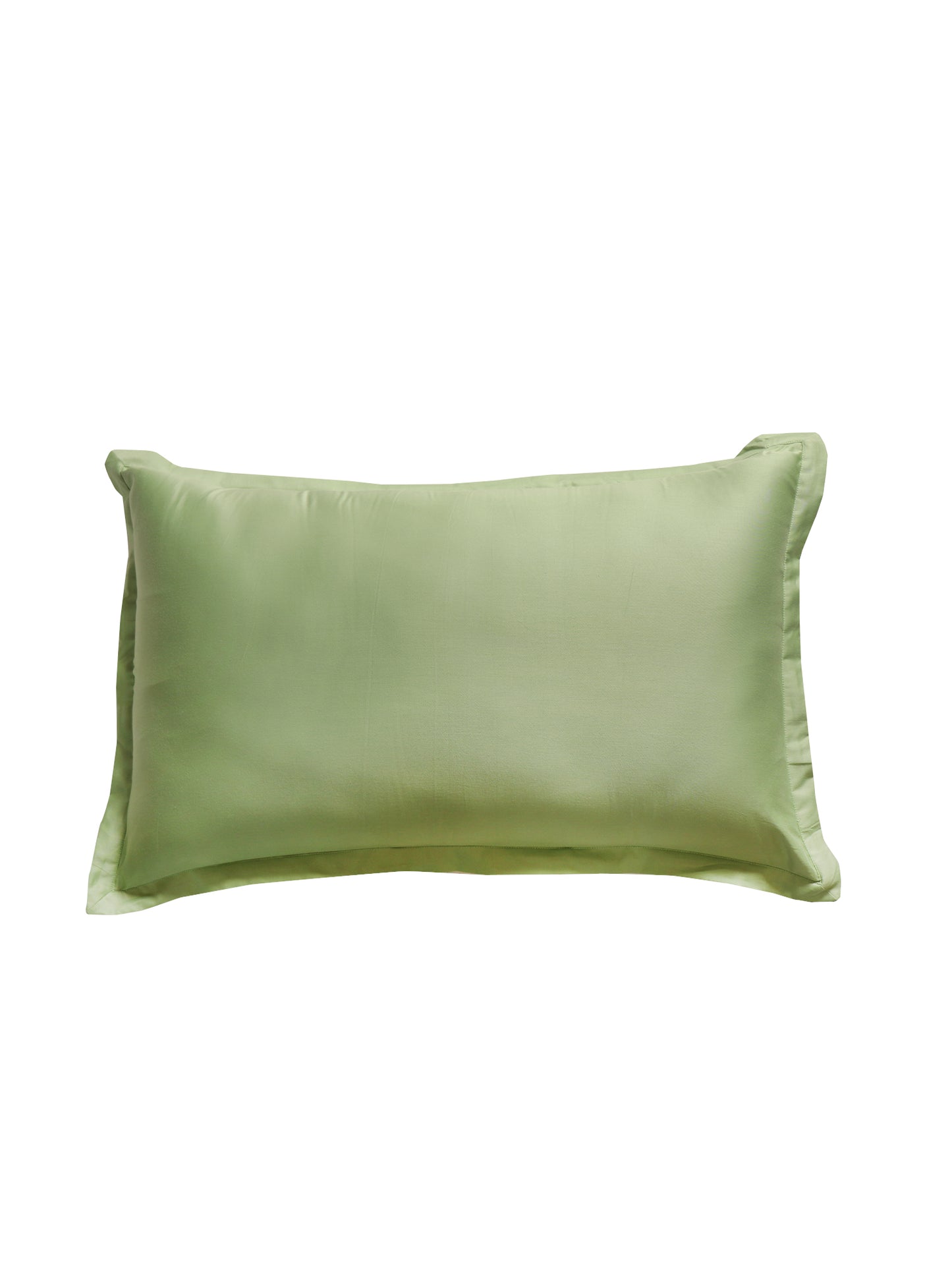 Green colored bed quilt /comforter with 2 matching pillow covers made from cotton front and backed quilt for king size double bed