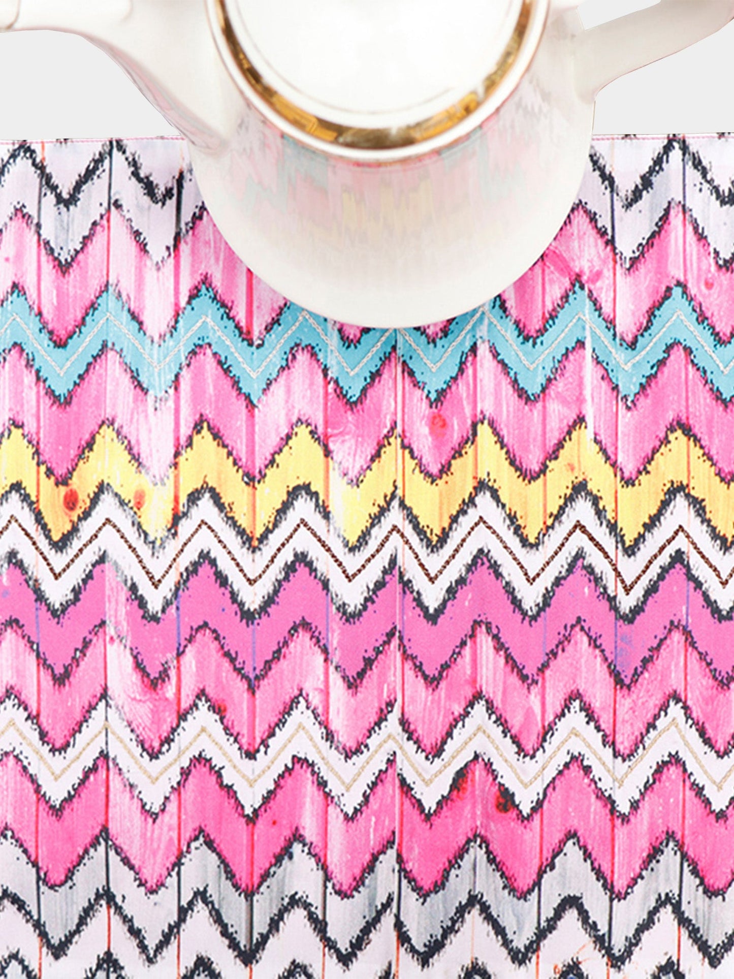 Table Runner 100% polyester Chevron Multi - 12" X 84"