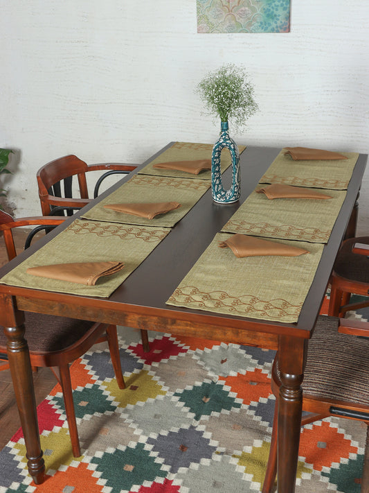Embroidered Placemats and napkings in Cotton with sage green/brown contrast - 13x19inch