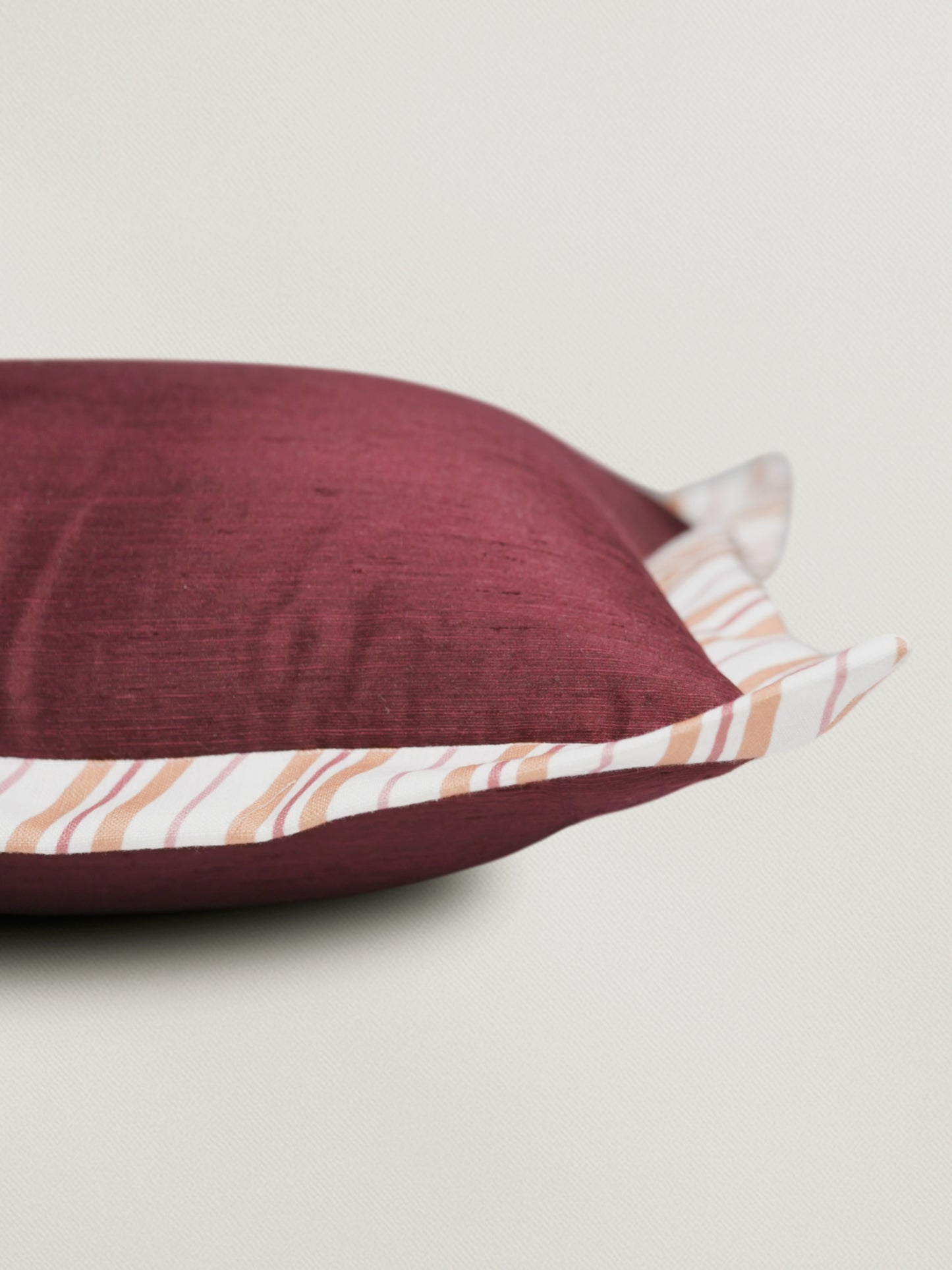 Flange Cushion Cover | Deep Red | 16 Inch x 16 Inch
