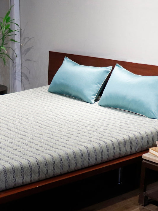 Bed Cover With 2 Pilllow Sham Self Textured Polyster Blend Green And Blue (90" X 108" ; Pillow - 17" X 27")